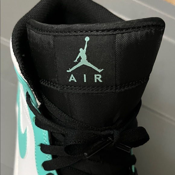 Nike Air Jordan Mid - White, Black, and Teal - Picture 4 of 4